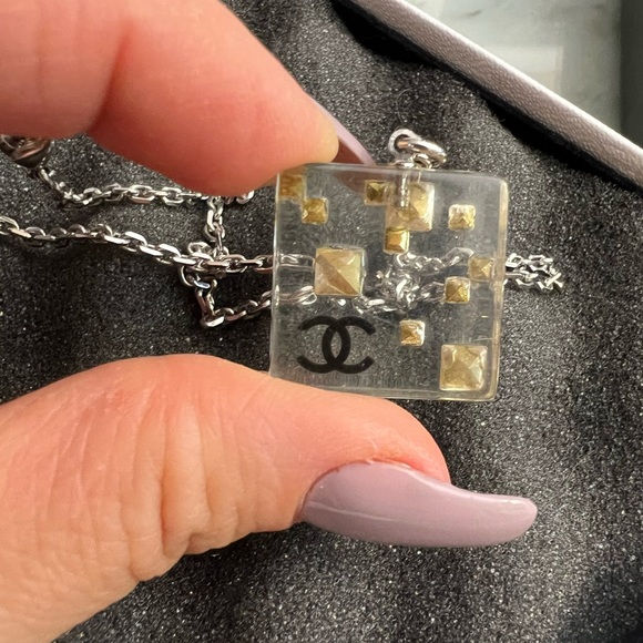 ❌SOLD ❌Chanel Silver Necklace with Clear Square Lucite, Crystal CC Logo Pendant - Picture 9 of 9